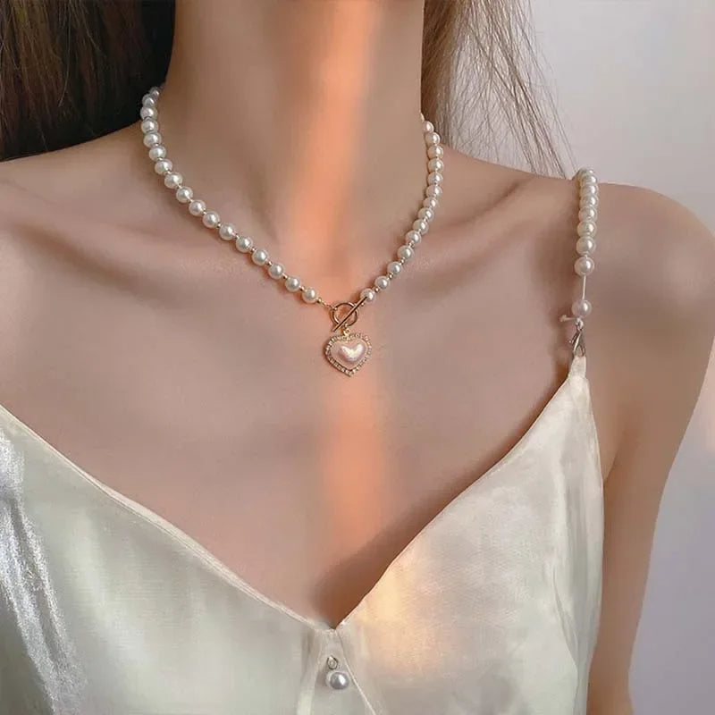 Imitation Pearls Pendant Necklace